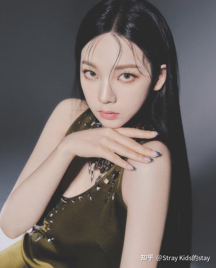 哪些女明星的脸是标准的建模脸? - 知乎