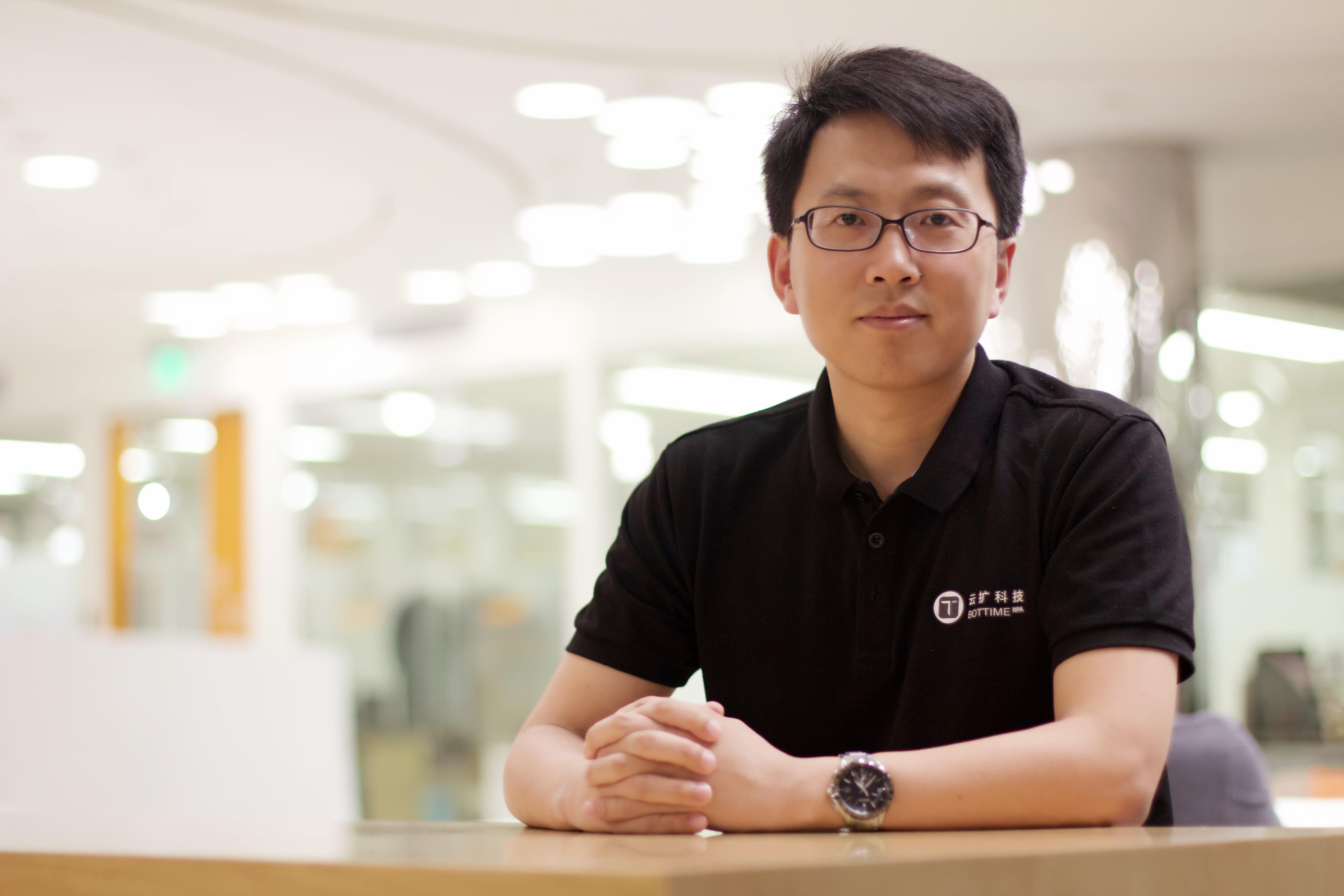 云扩科技创始人及ceo刘春刚曾先后在富士施乐,埃森哲以及微软工作