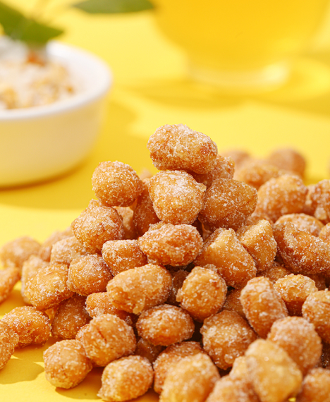 酥脆的花生,用ta裹着吃,香香哒!