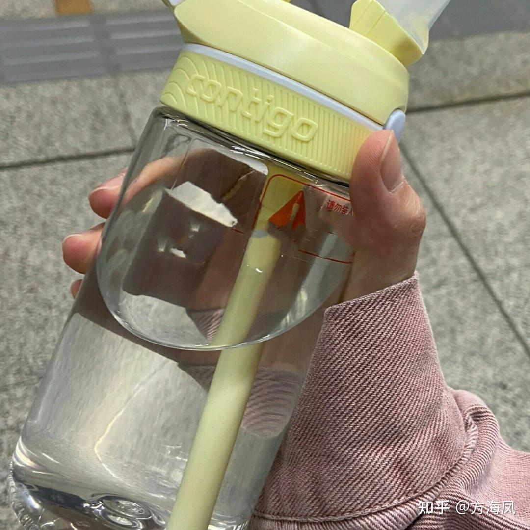 口苦是什么原因啊 v2-0649764d168526e20f58ff21af618b1c_r.jpg