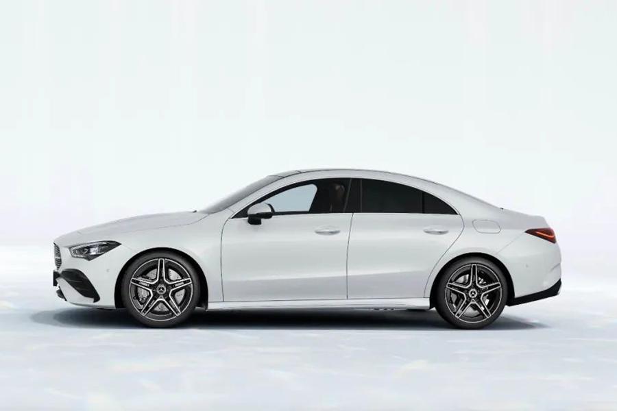 新款梅赛德斯奔驰cla轿跑上市售价3092万元起