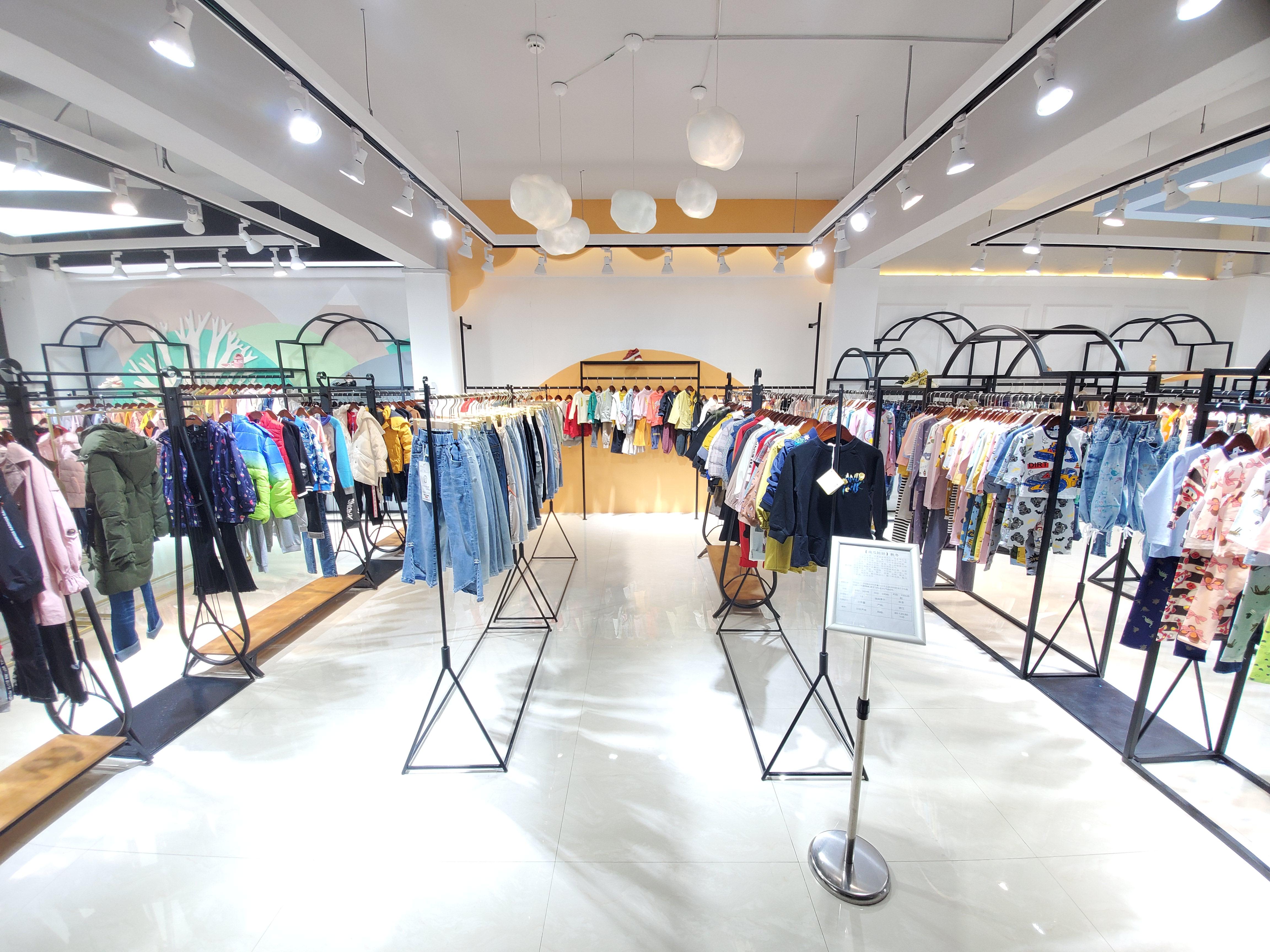 广州贝熙童装专业经营国内一二线品牌折扣童装,品牌童装尾货,品牌专柜