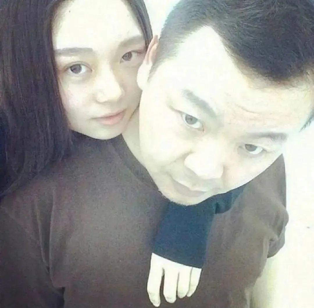 从“万人捧”到“万人嘲”,晚晚的“陨落”对年轻女孩的启示是什么? - 知乎
