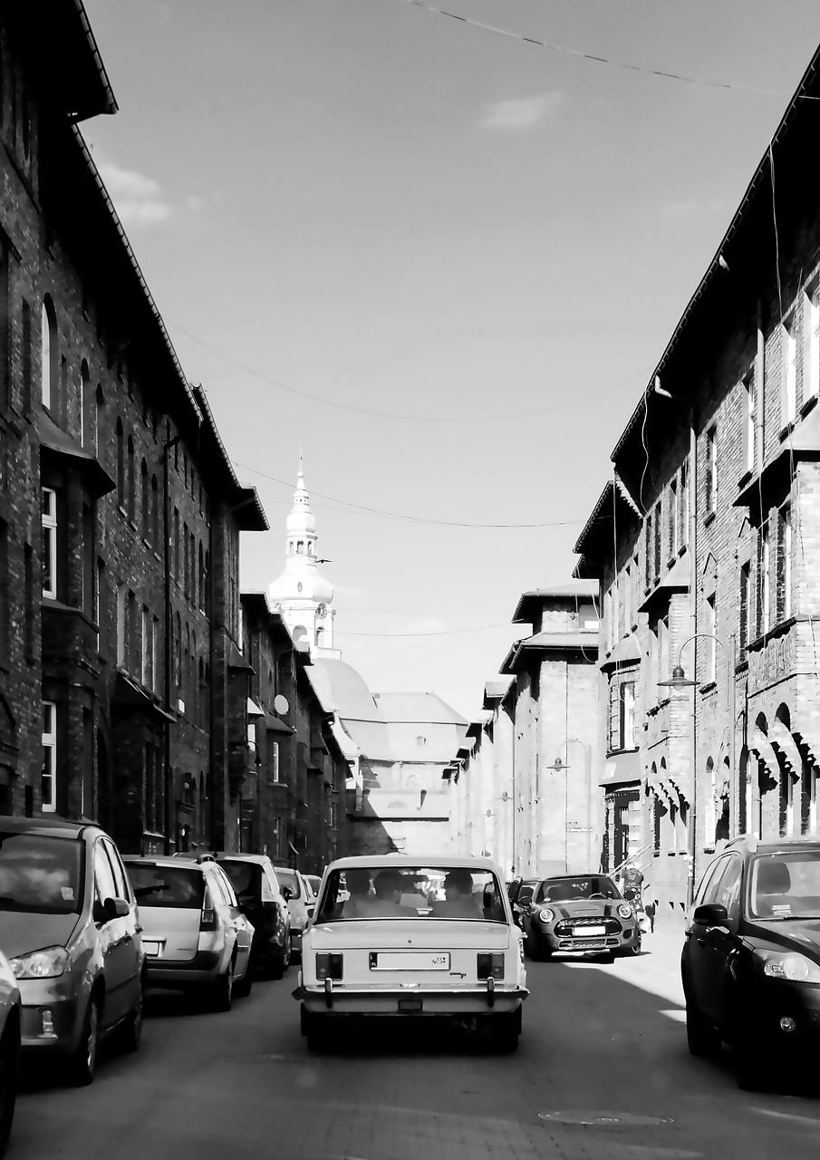 2. 绿色环保路面