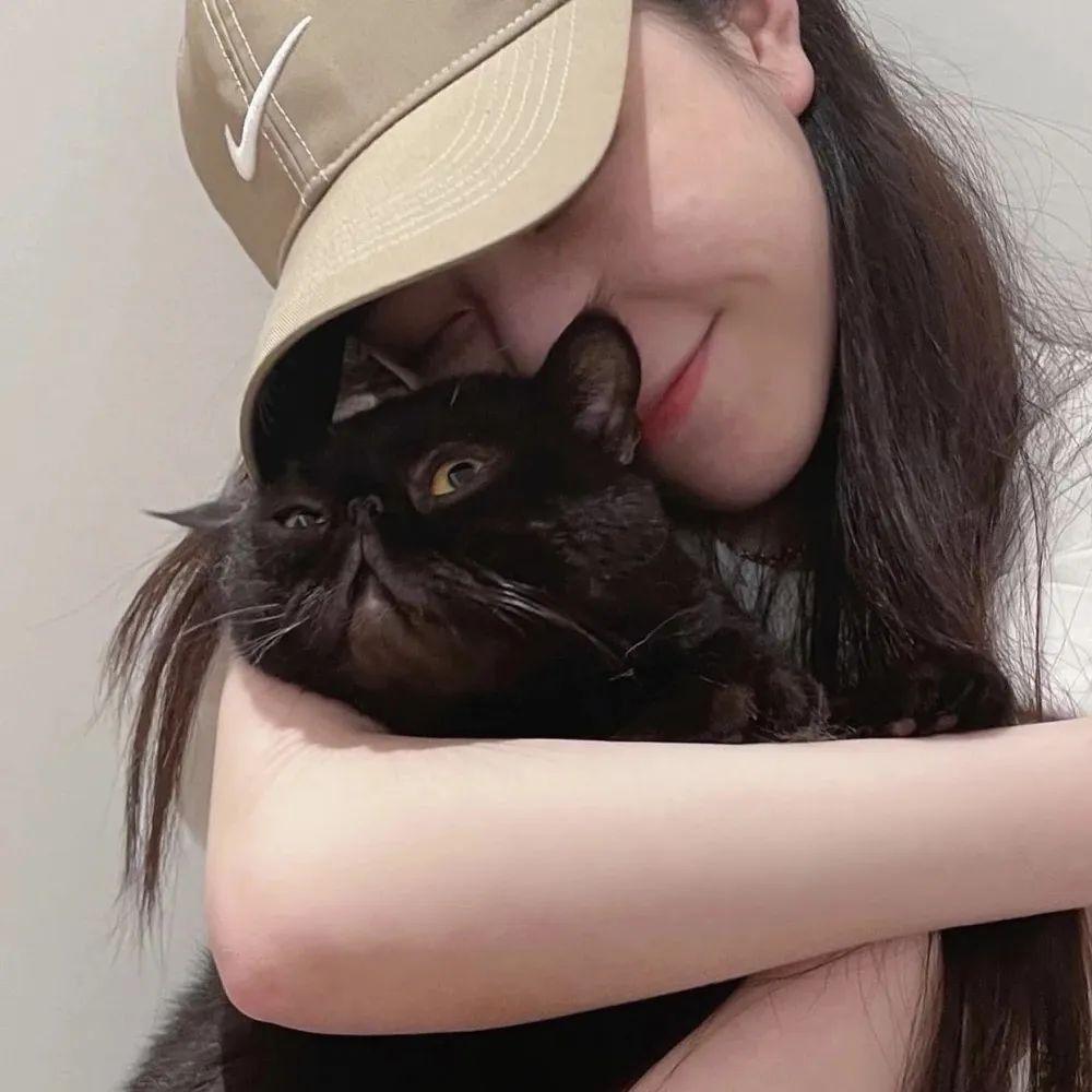 有没有好看到犯规的氛围感女生头像 - 知乎