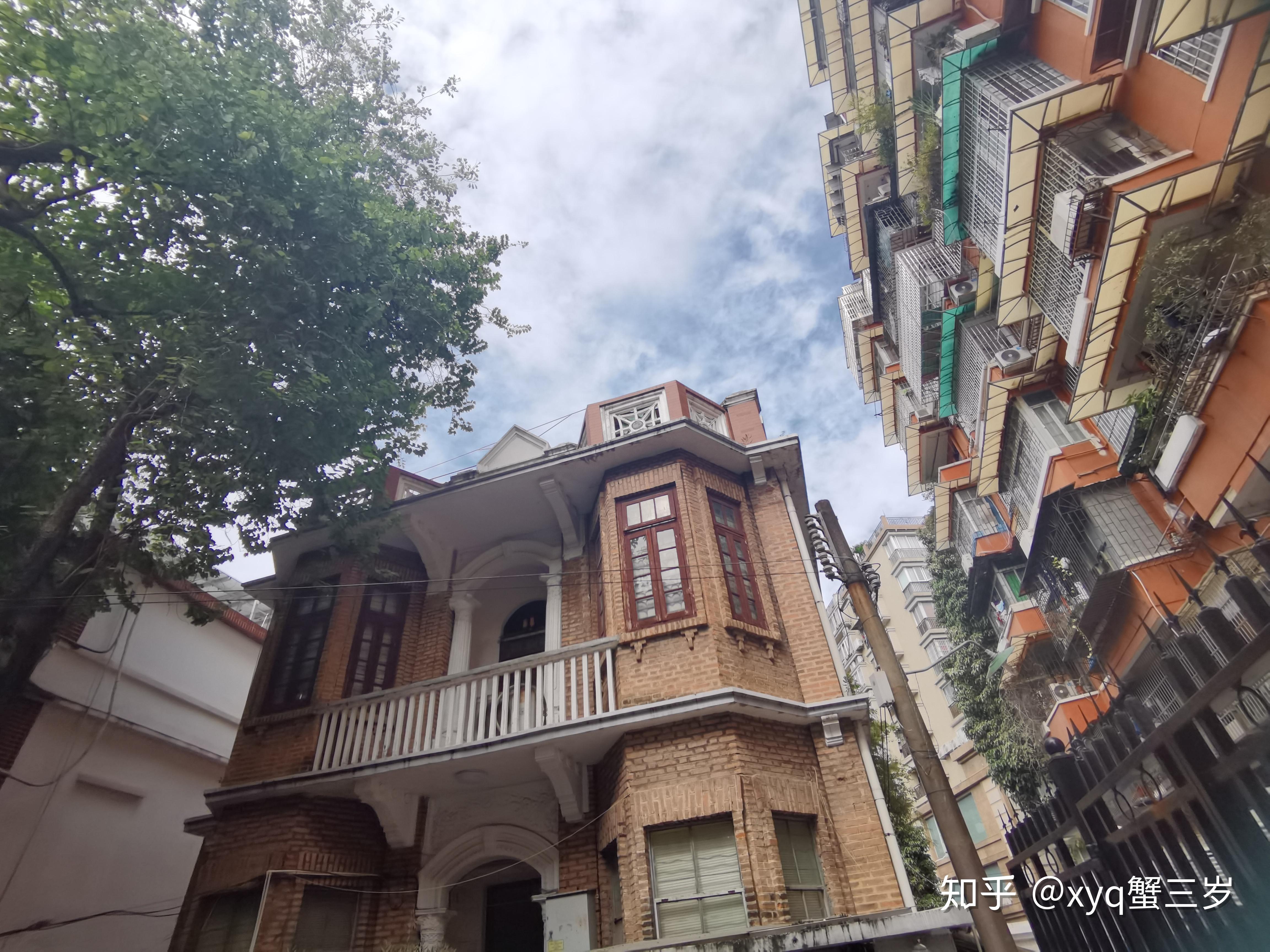 还有最后一篇友谊旅馆,看到王有谊为王真行做的一切,内心满满的感慨