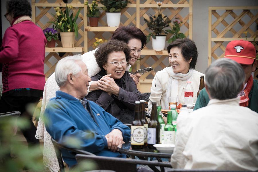 人生还没结束 我们还活着 我亲爱的朋友们 知乎