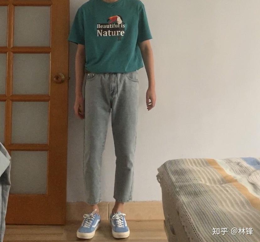 男生180130斤大概是什么样的体型