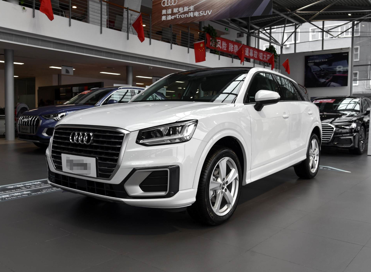 到店实拍麻雀虽小五脏俱全精致的奥迪q2l