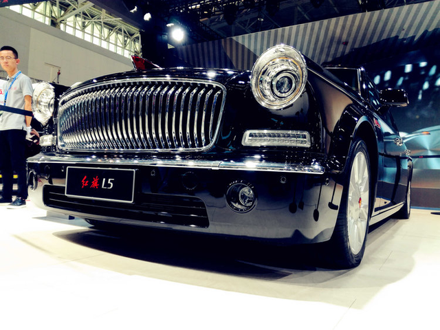 想买它光有钱是不够的红旗l5车展图赏