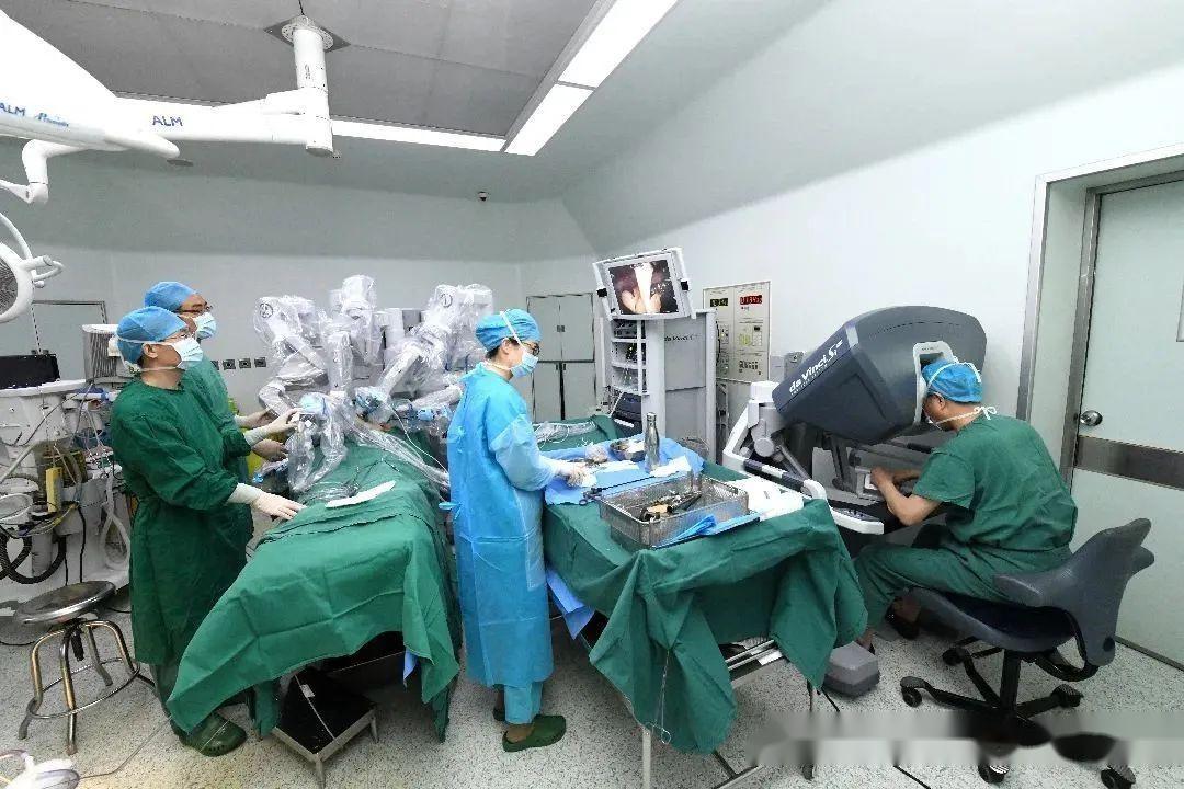 突破3000例!联勤保障部队第960医院甲状腺机器人手术再攀高峰! - 知乎