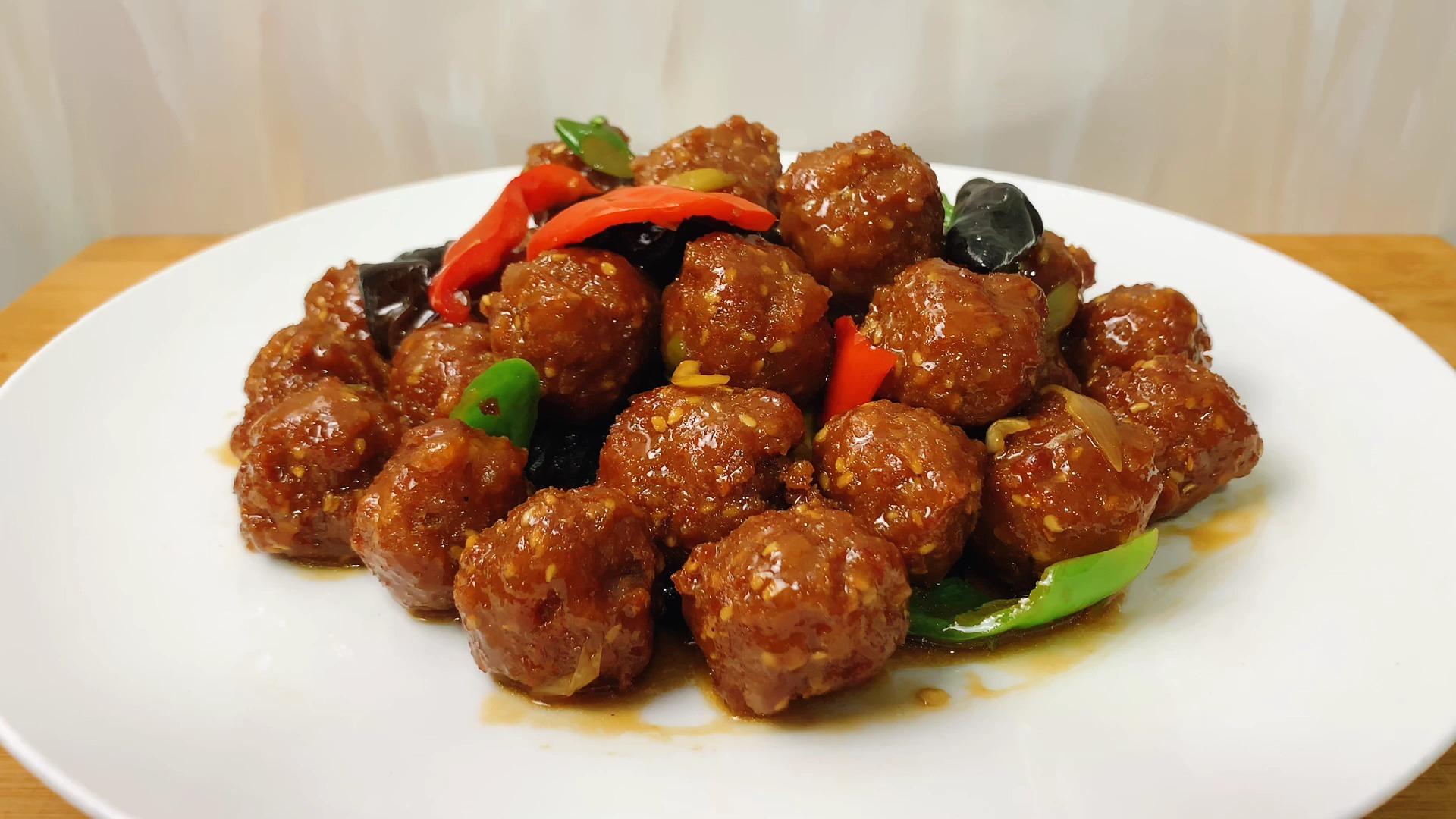 于 21 小时前 · 89 次播放烹饪美食厨师烹饪技巧厨艺肉丸子相关推