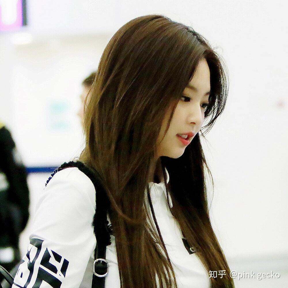 有没有blackpink成员金珍妮适合作头像的照片