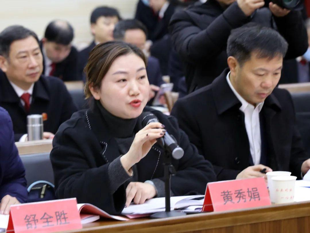 游劝荣院长一行走访了省人大代表,咸宁高新区管委会主任夏福卿,省人大