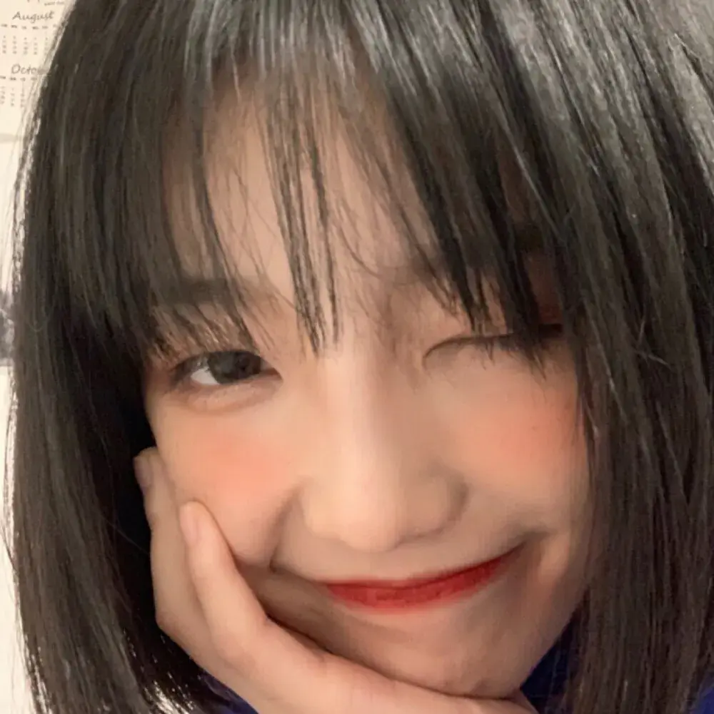 有哪些看上去干净温柔的女生头像?
