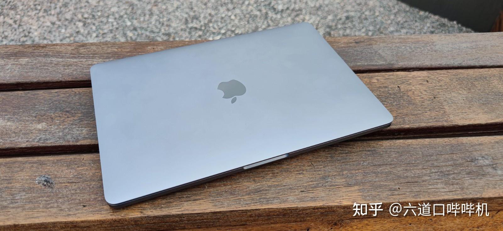 macbookprom1上手对于视频剪辑用户很友好