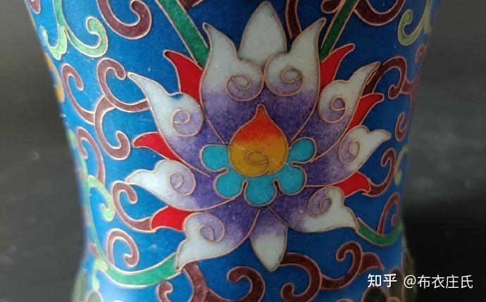 中国古美術・大明成化紋✦琺瑯彩✦掐金絲✦開窓✦仙鶴紋瓶セット・置物・文房具・陶芸 中国古美術・大明成化紋✦琺瑯彩✦掐金絲✦開