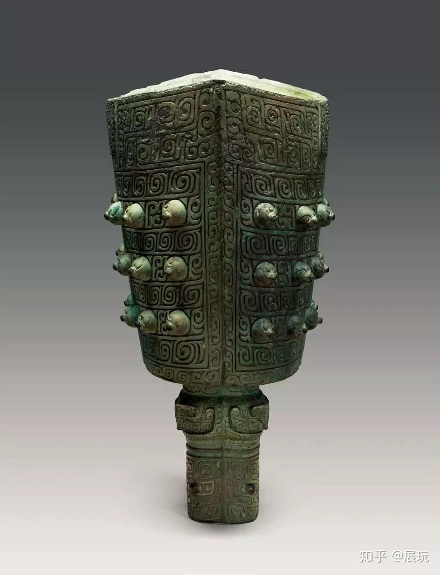 4厘米,铣径40厘米浙江省博物馆藏龟纹青铜簋 西周(前11世纪—前771年)