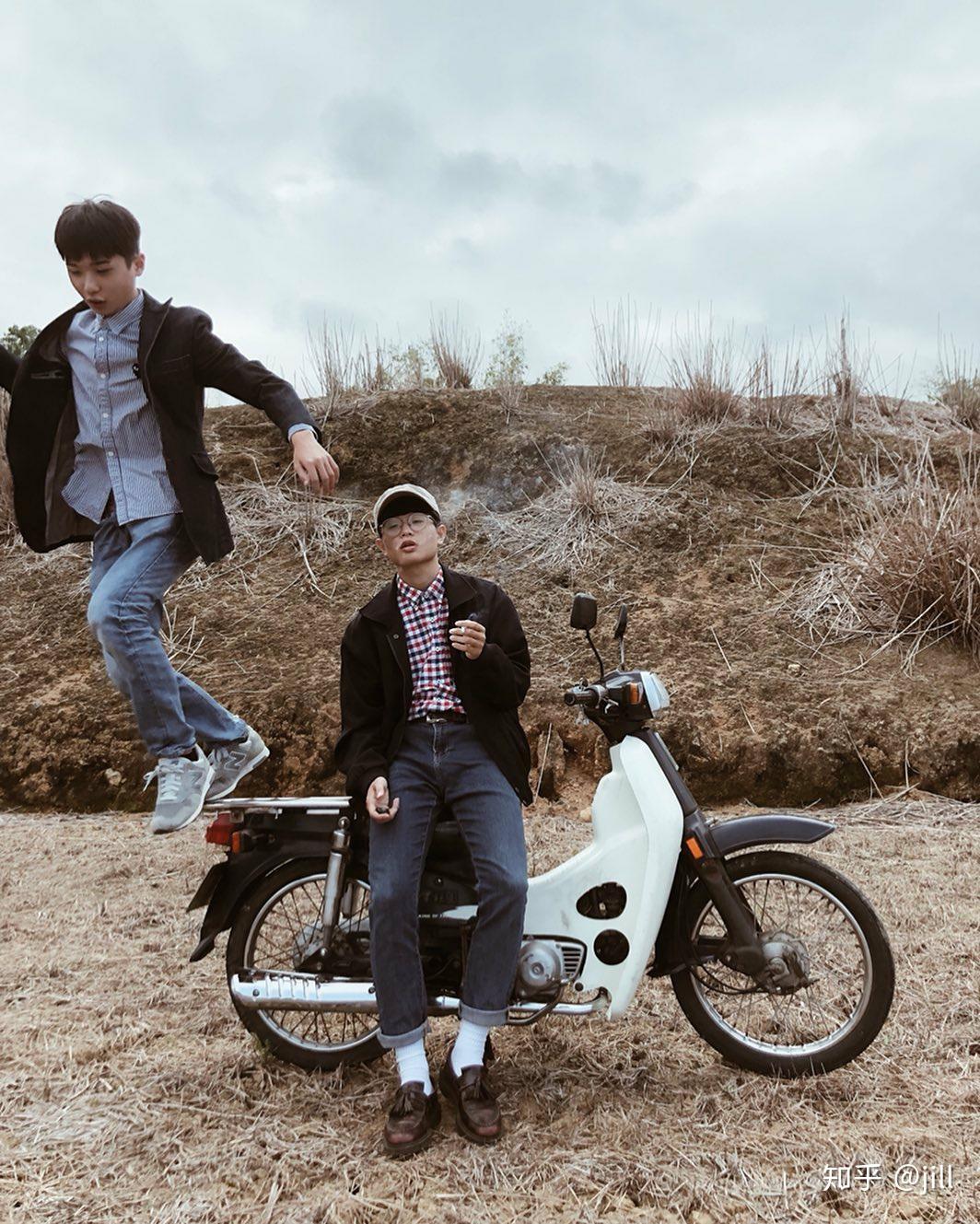 请问《想见你》中,李子维骑的摩托是什么型号的? - 知乎