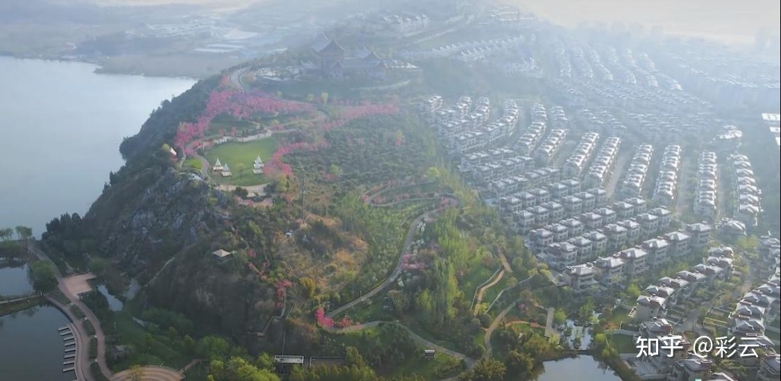 云南滇池一级保护区被地产商侵占,长腰山变「水泥山