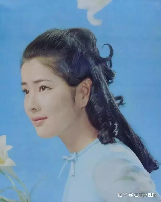 她是日本国宝级影后 被日本人民尊为女神 也被誉为 第一美人 知乎