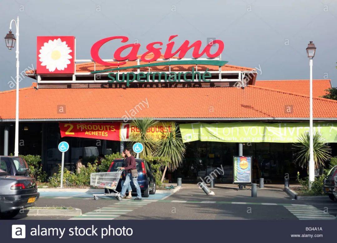 casino欧尚(auchan)家乐福(carrefour)法国的日常生活超市很多:当然
