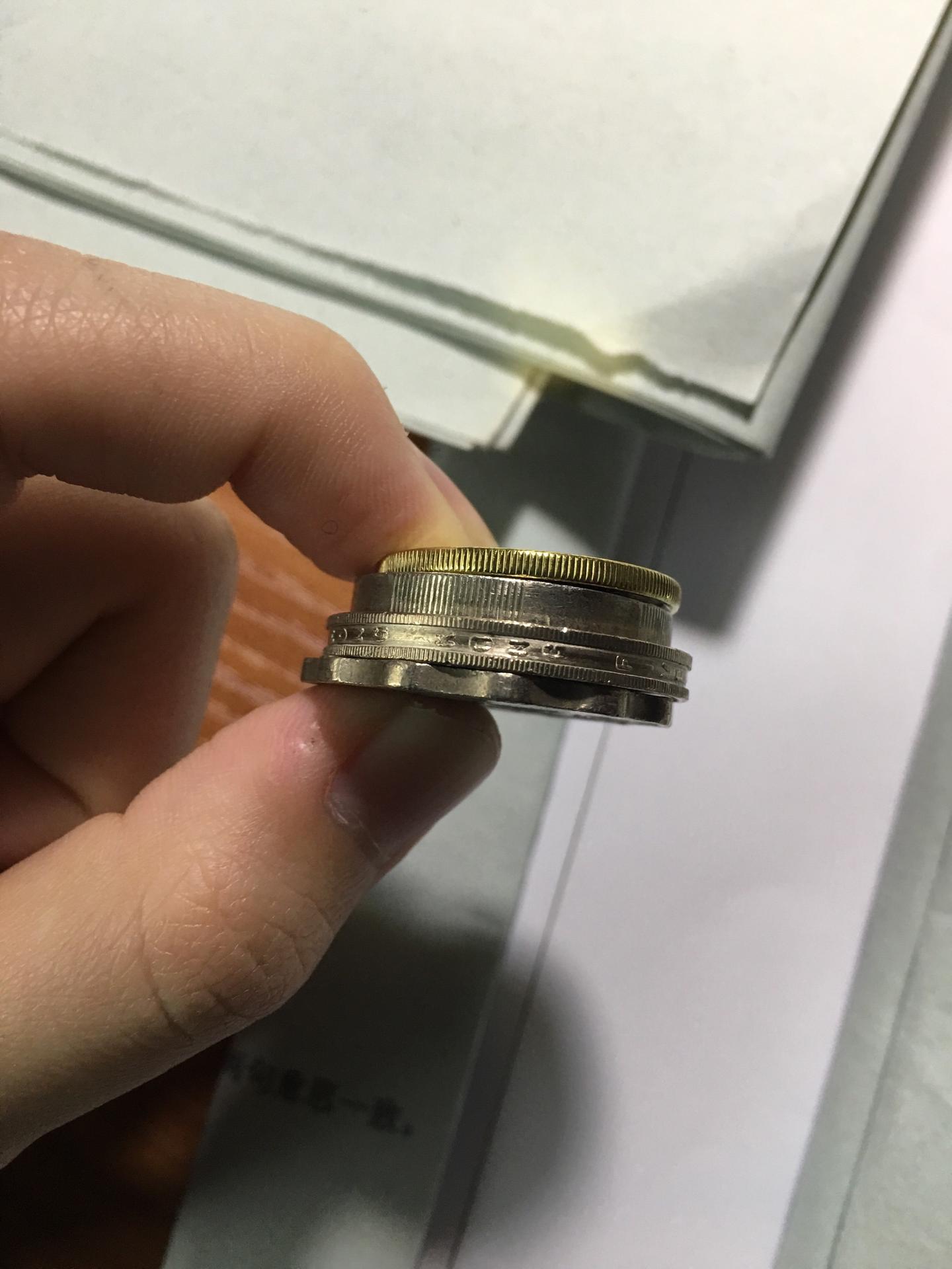 为什么香港硬币10元那么厚？ - 知乎