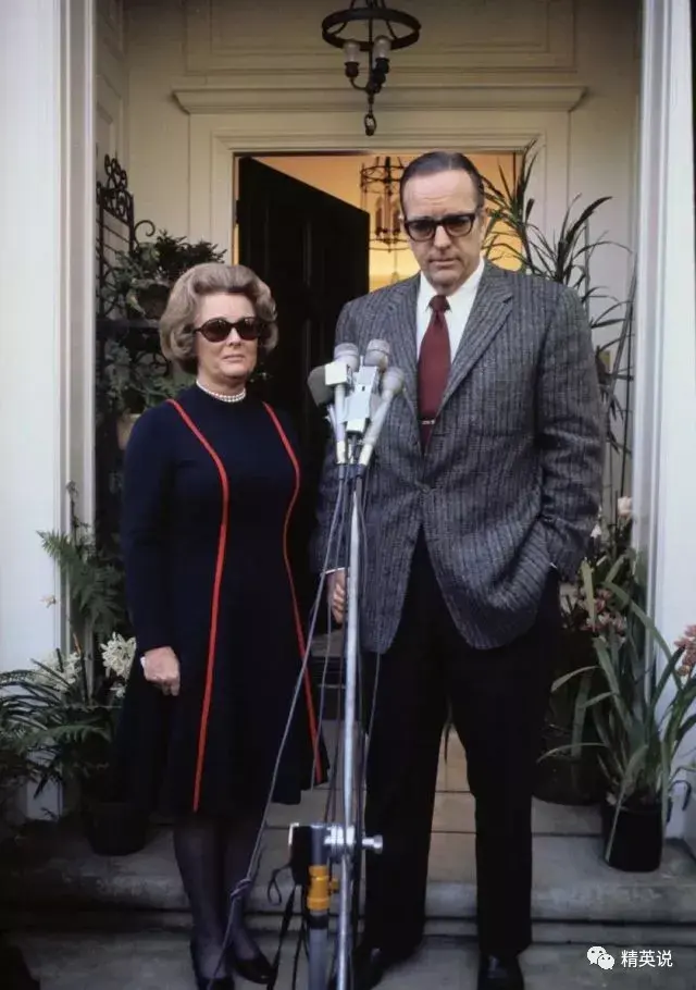 从身价百亿的名门千金到震惊全美的劫匪传媒帝国名媛的离奇人生