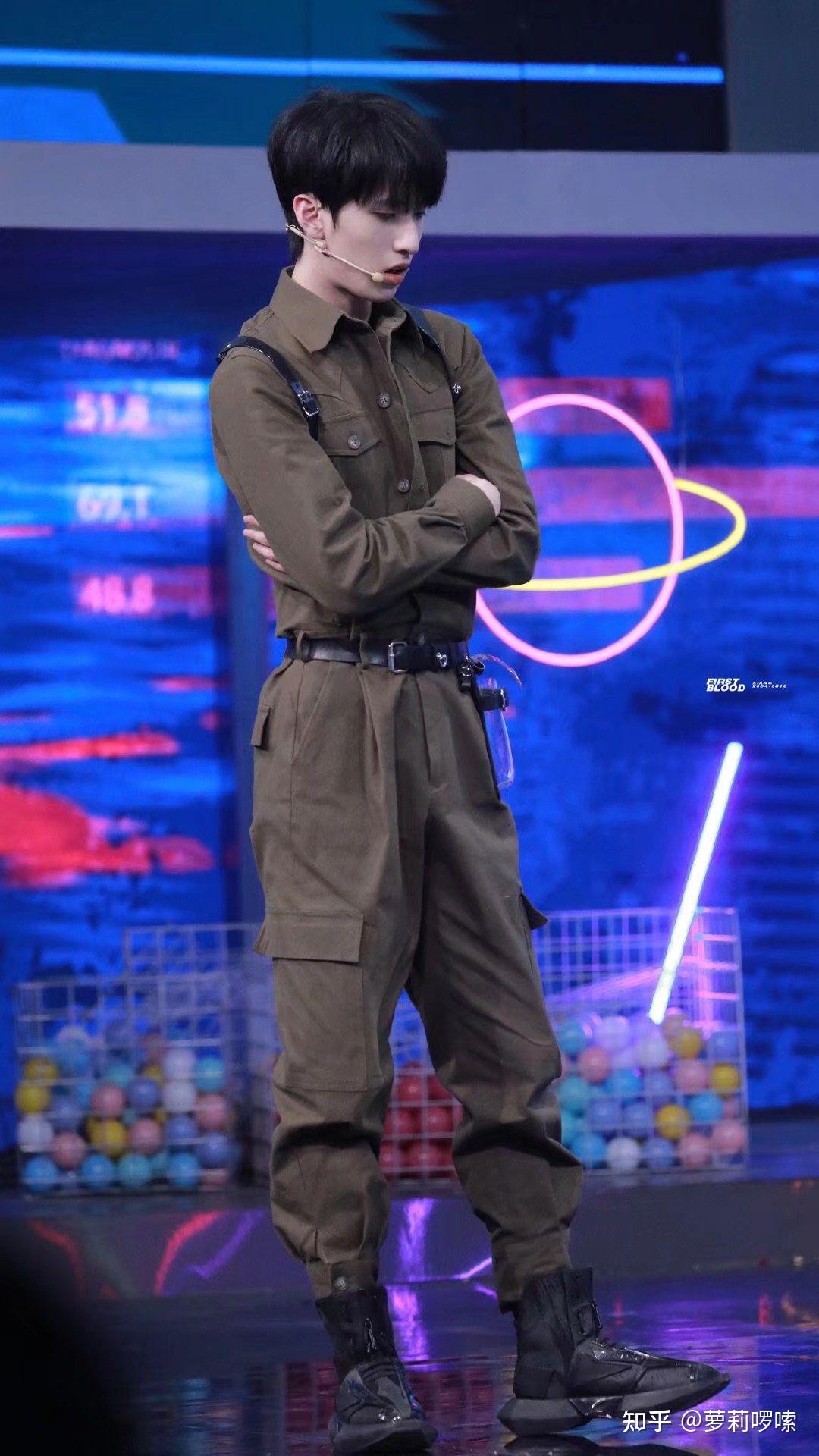 有没有时代少年团单人的全身照? - 知乎