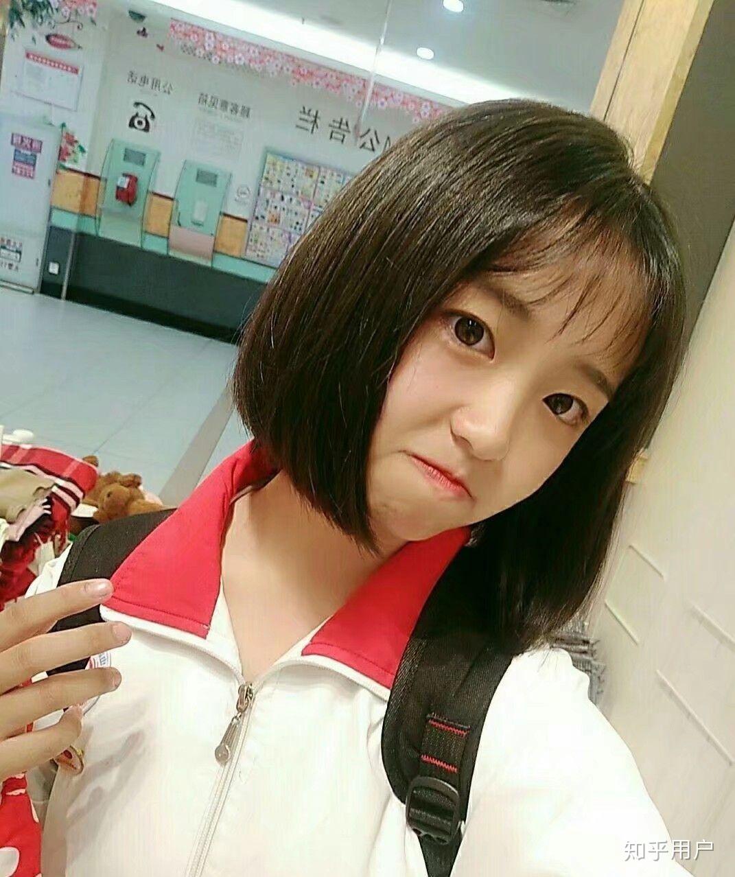 你见过高中最好看的女生长什么样? - 知乎