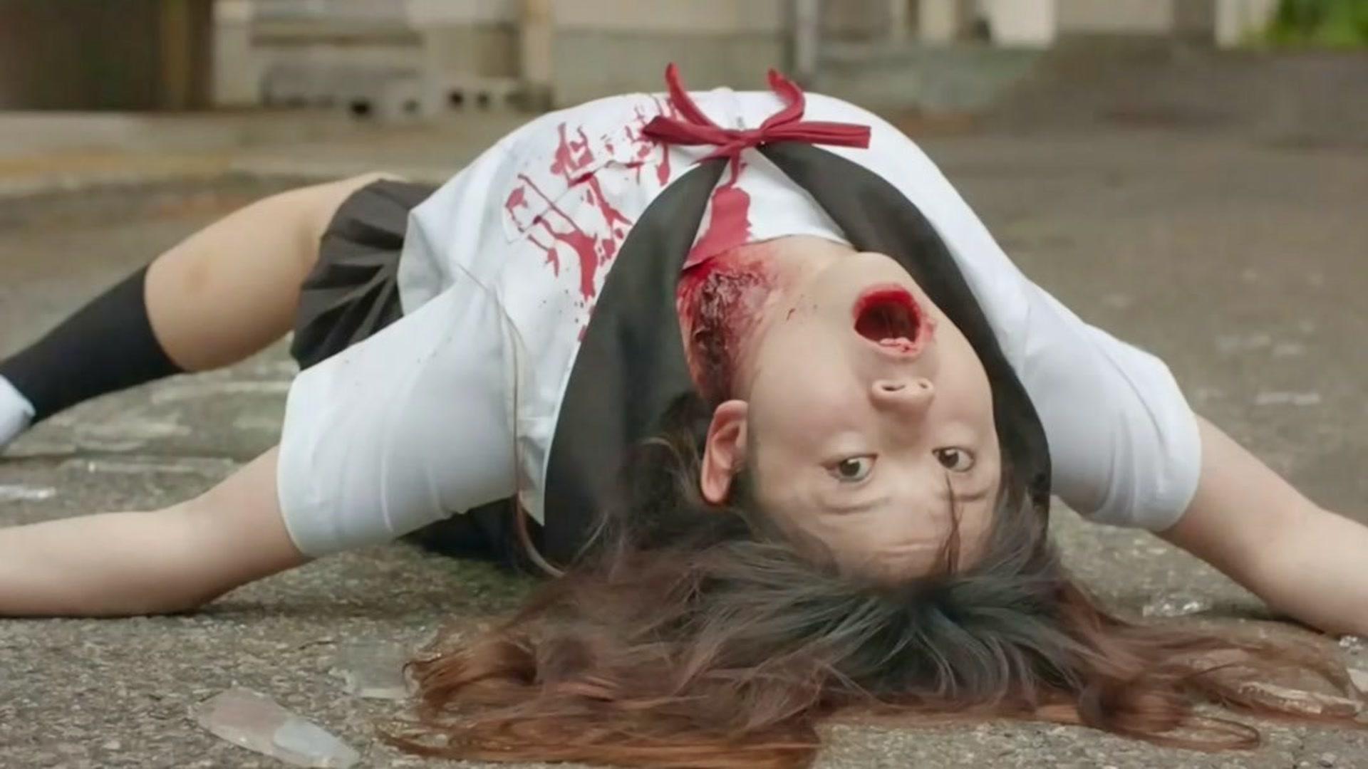 学校爆发丧尸病毒教师被丧尸占领这下不用上学了开心