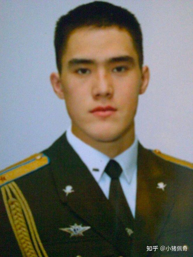 身高2米 俄罗斯雅库特美男悍将不幸被在马林卡被乌克兰军队击毙 - 知乎