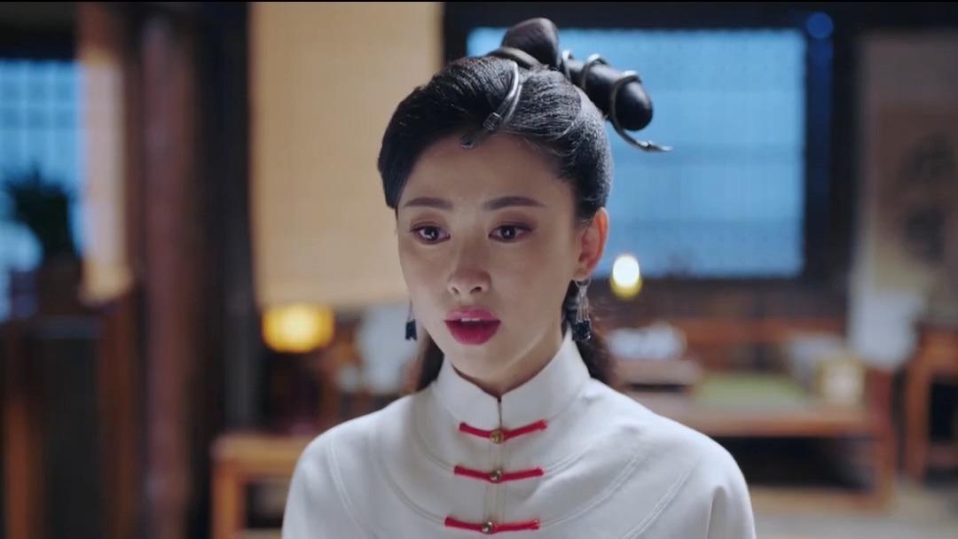 王宝强和韦小宝分别打了一套南派莫家拳,王宝强一看就是练家子