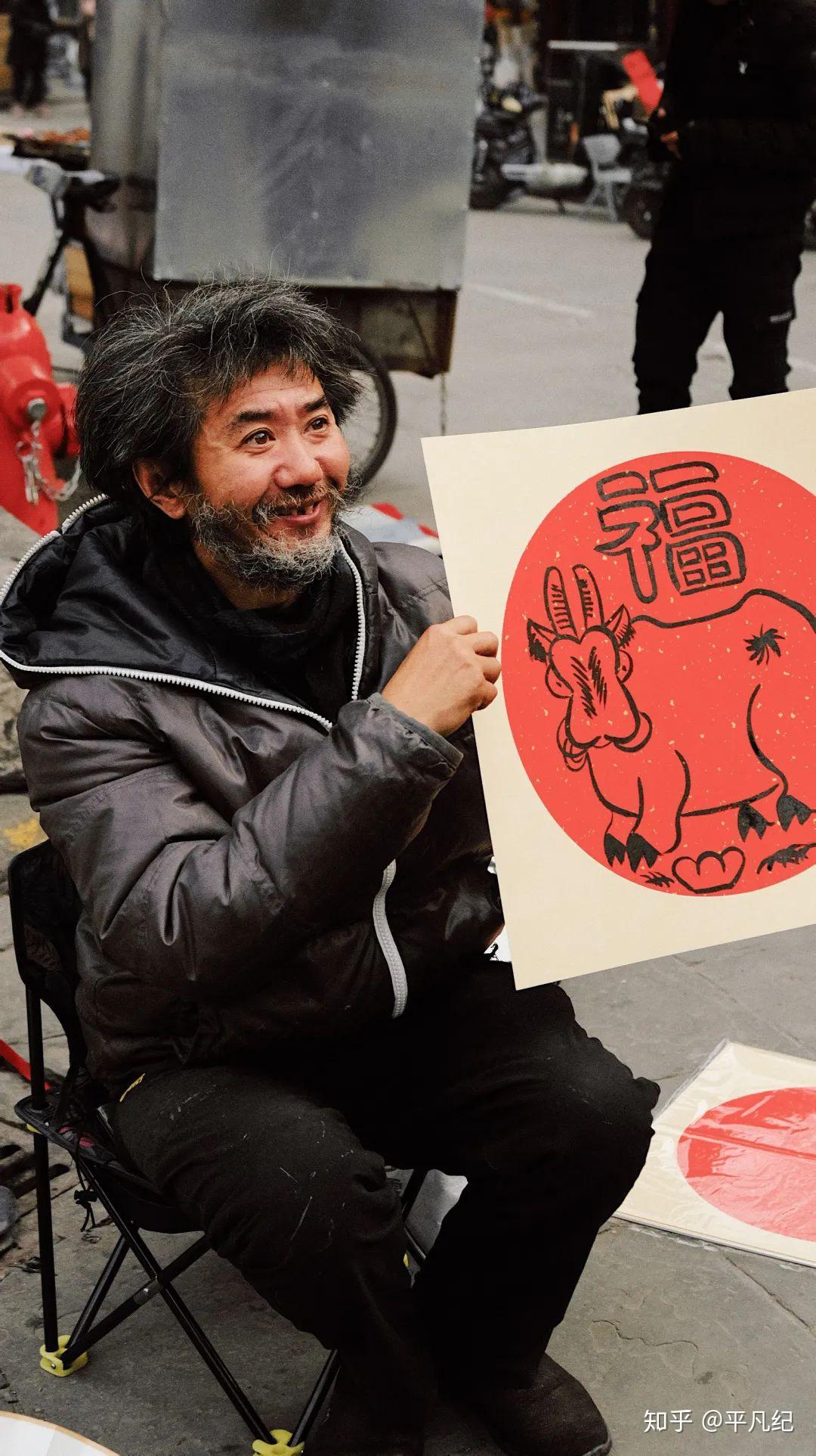 西安扇子哥虫子哥为什么都选择了书院门