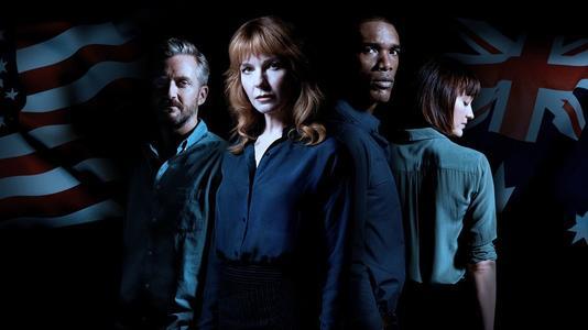 2018年,netflix公司出品了一部澳剧《松树谷》,松树谷这座澳大利亚的