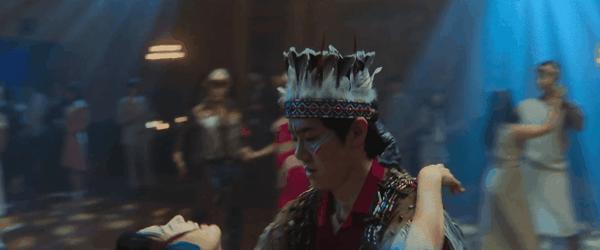 《无可奈何》口碑炸裂+横扫大奖，年度顶流爆款