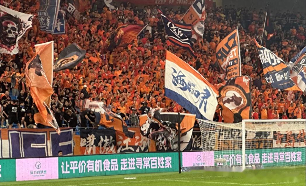 青岛海牛对手:大连人人员不整,沧州雄狮外援讨薪无果纷纷离队 - 知乎