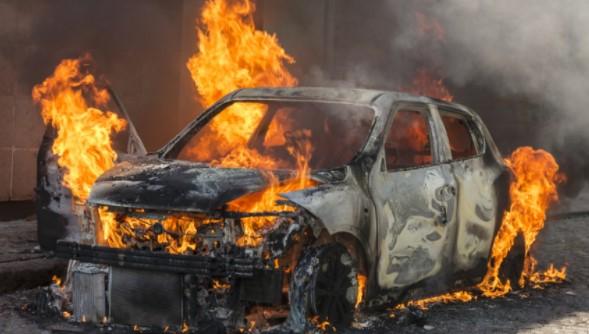 南京一辆沃尔沃插电混动车型充电时疑似爆炸目前情况如何爆炸原因可能