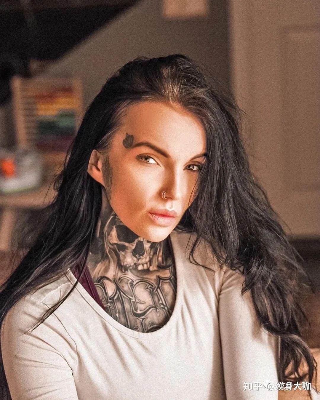 时大概意思是人会死三次想起很久之前看到过的一段话ta永远占据着一个