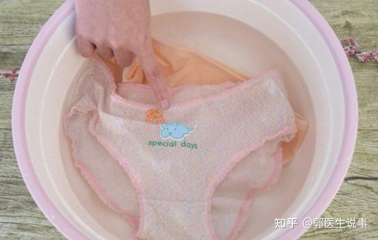 17岁女高中生脖子长满疙瘩确诊hpv感染父母没有这样的女儿