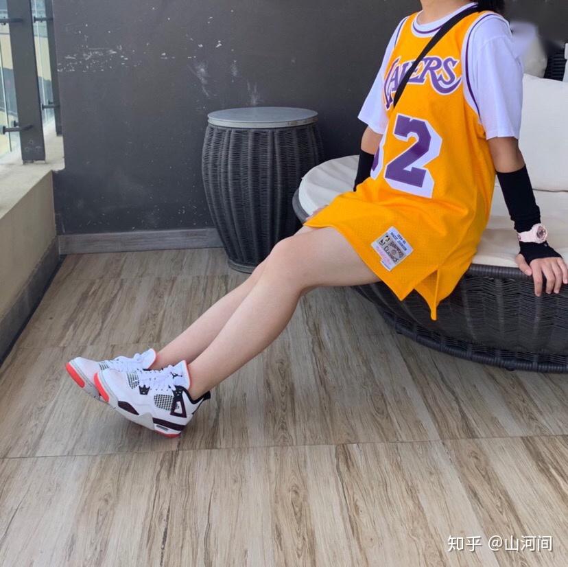 腿粗的女孩子,怎么穿aj1比较好? - 知乎