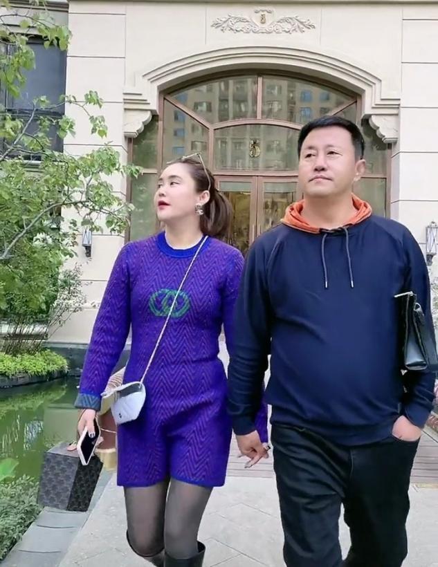 王小宝现在的老婆图片