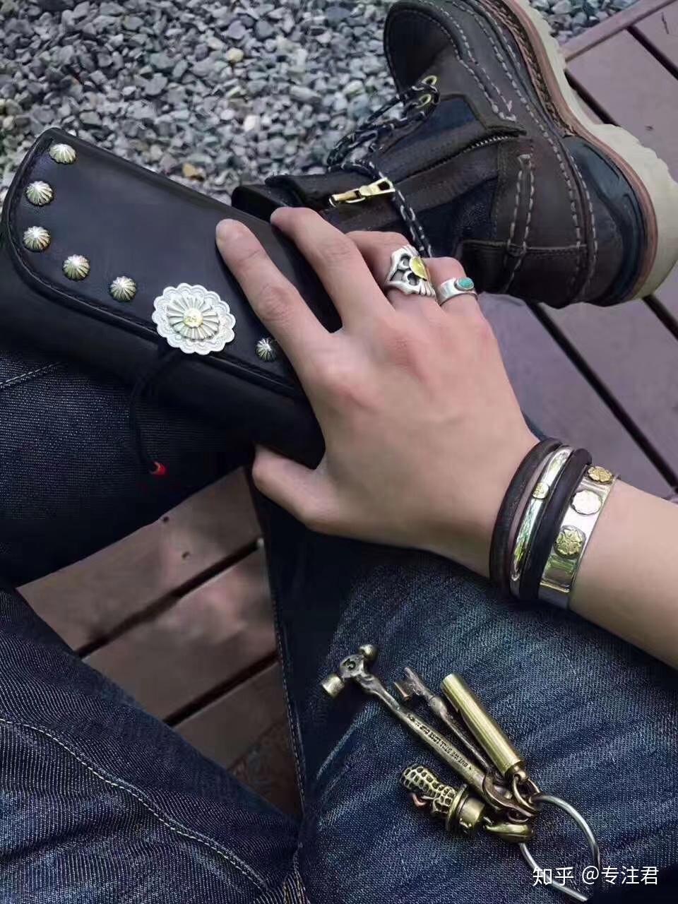 高桥吾郎皮手环大概多少钱