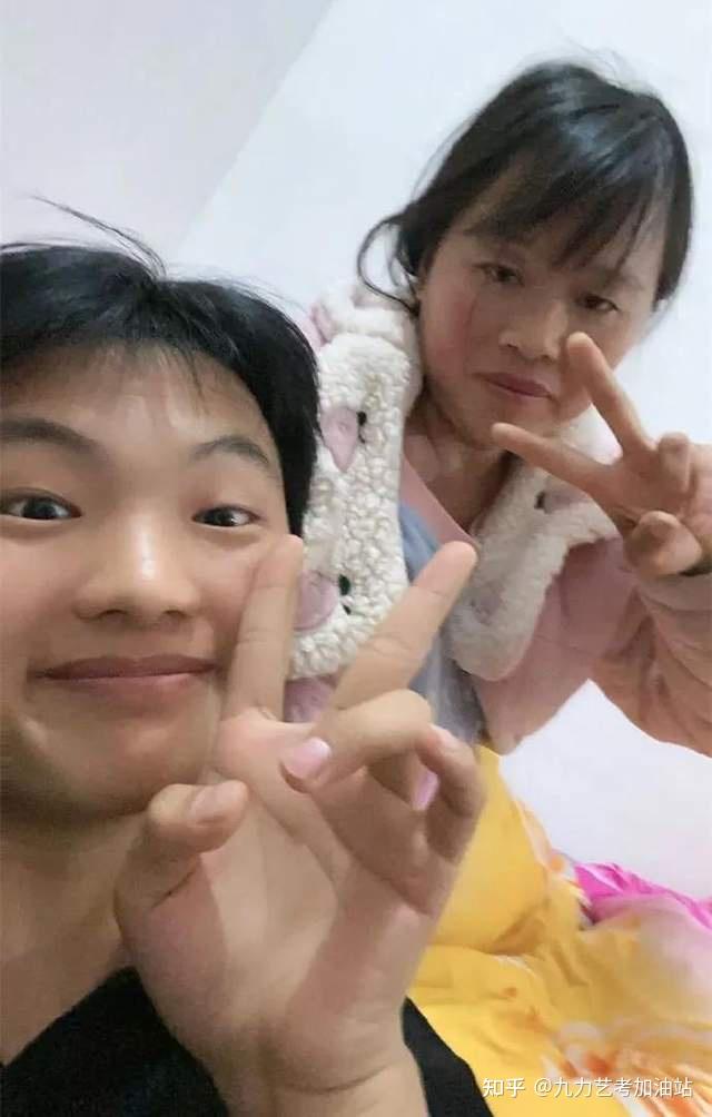 抖音网红张若宇,做对了什么? - 知乎