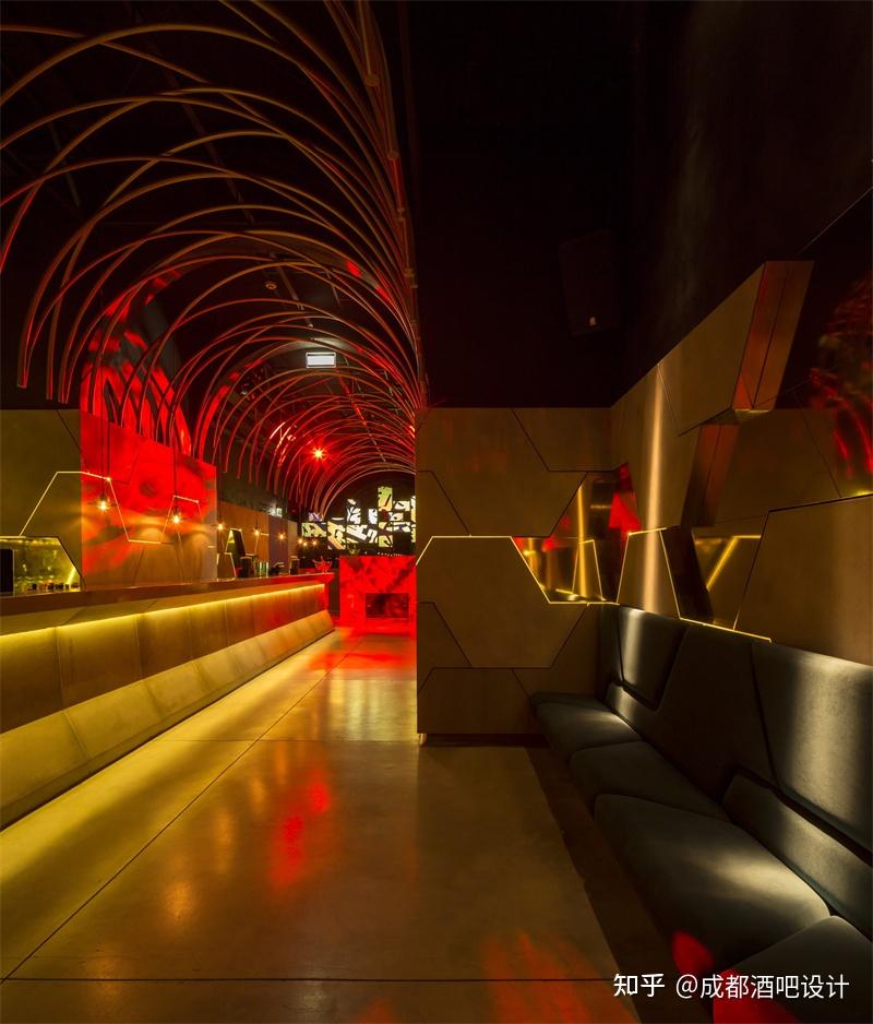成都酒吧设计你知道闹吧∣静吧∣慢摇吧∣演艺吧都有什么区别吗