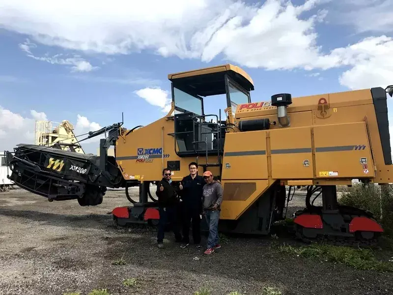 近日,徐工2米超大型銑刨機xm200順利抵達墨西哥曼薩尼約港口,成為中國