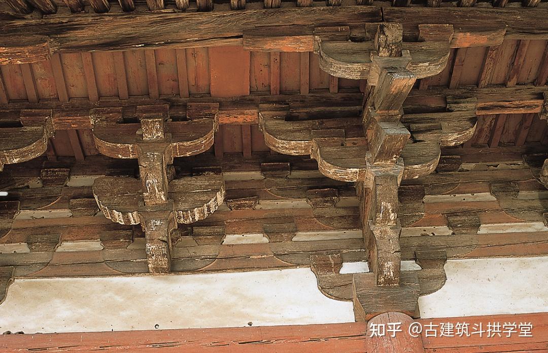 异形栱在斗栱形制中属于计心造还是偷心造? - 知乎