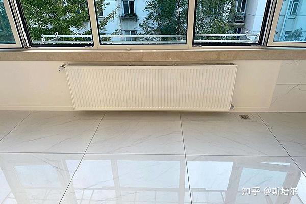 明装暖气片的优点