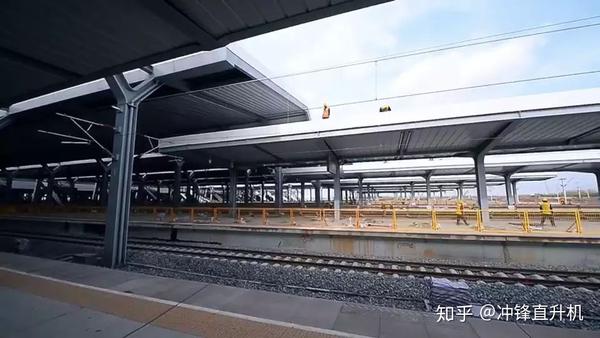 见识一下这个 . 混合柱