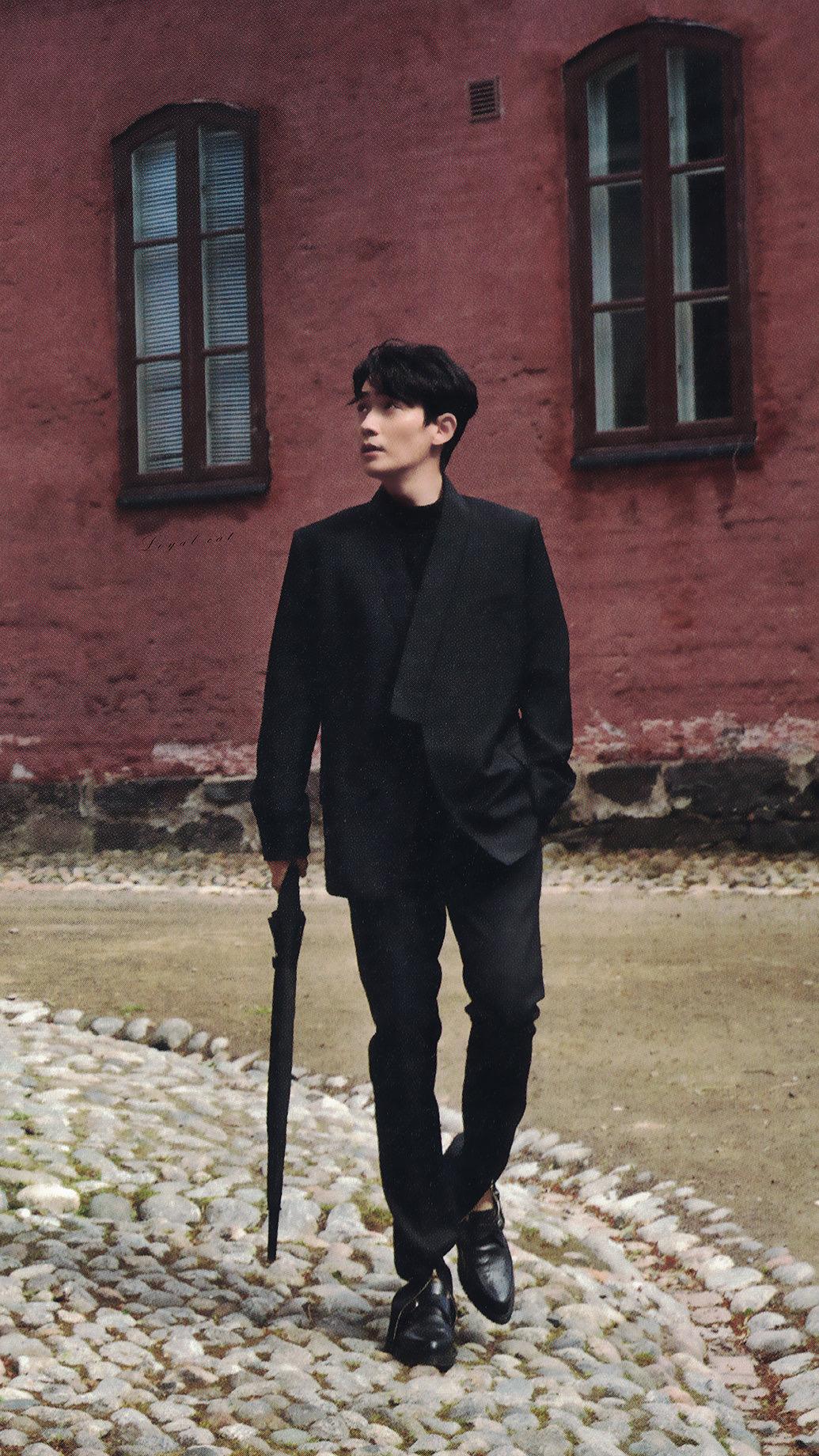 有没有集美分享朱一龙的全身照的图片? - 知乎